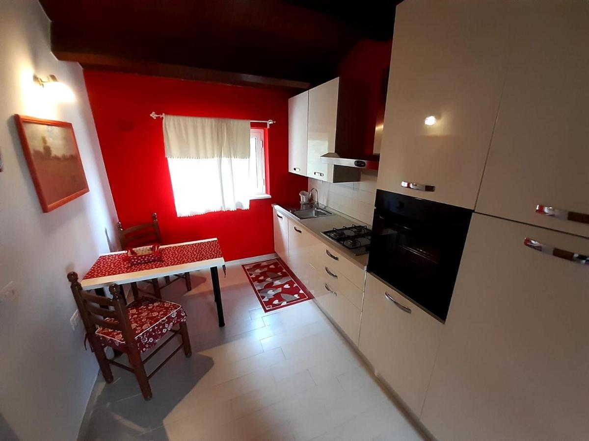 Apartamento Casale Angela Torrevecchia Teatina Exterior foto